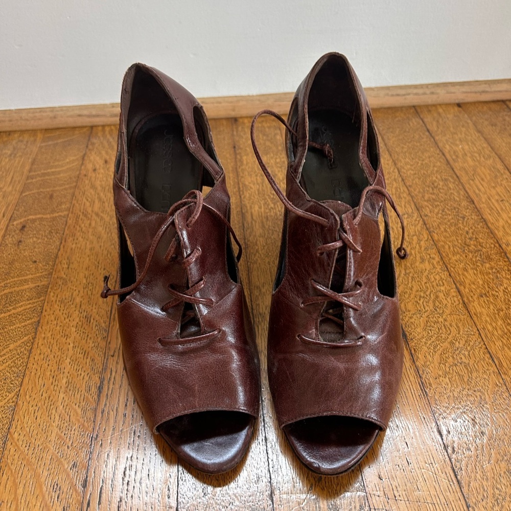 Elegant Brown Leather Women's Shoes